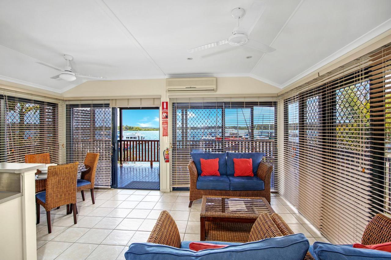 Tin Can Bay Marina Villas Exterior foto
